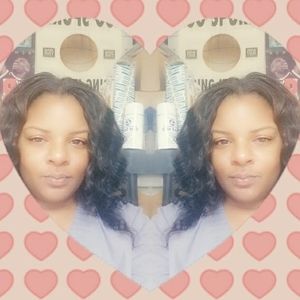 Meet your Posher, Kendra